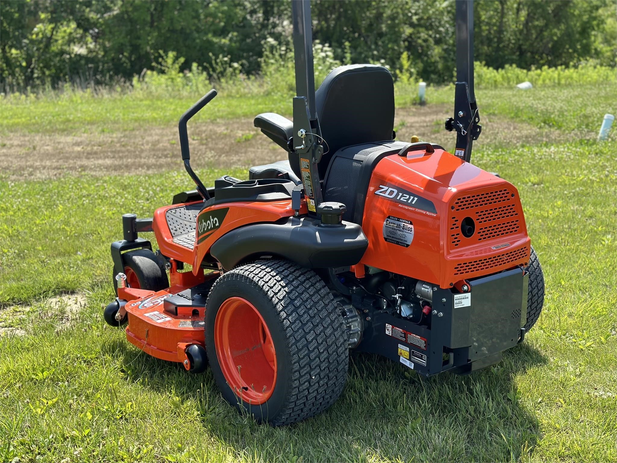 KUBOTA ZD1211 - 62477 - German-Bliss Equipment Inc.