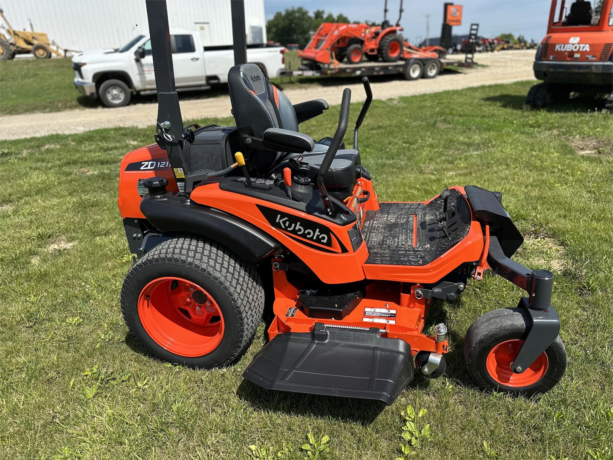 KUBOTA ZD1211 - 62403 - German-Bliss Equipment Inc.